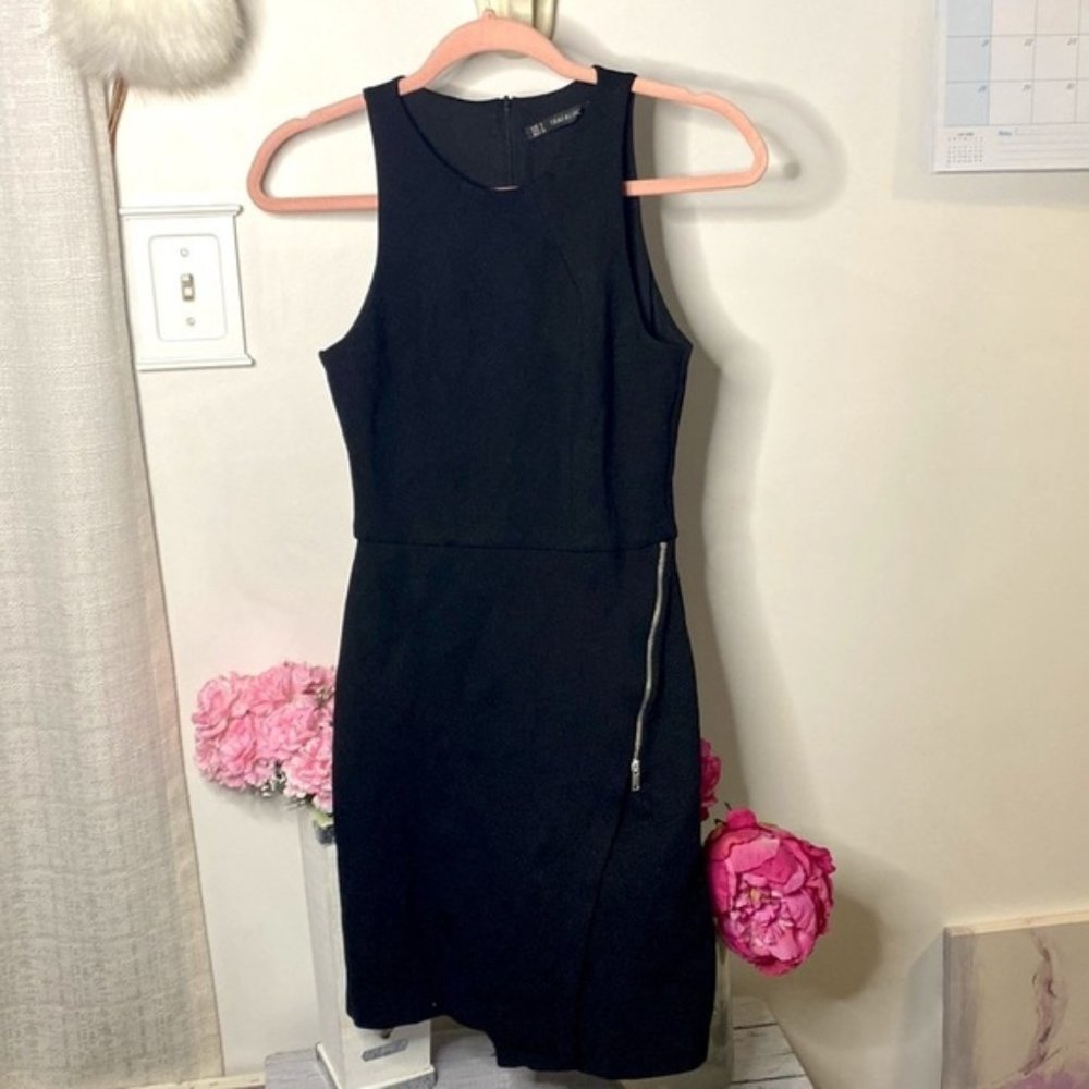 🌷Zara🌷 Trafaluc Little Black Dress Asymmetrical Zipper
